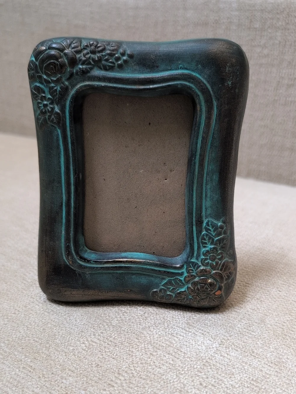 Turquoise Patina Floral Accent Pottery Picture Frame 2